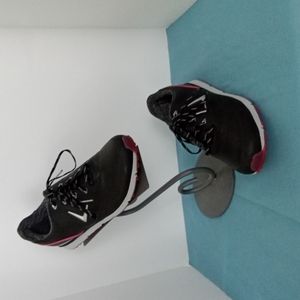 Callaway Women's  Golf Shoes size 9.5